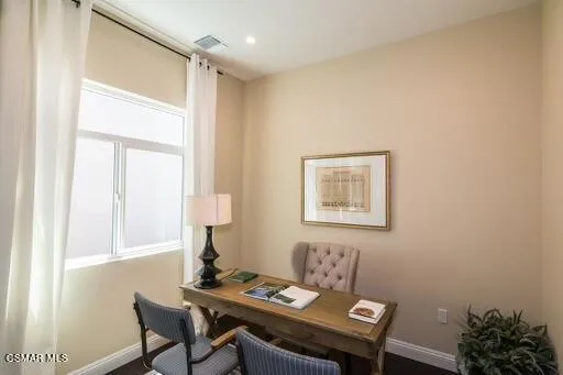 7608 W Ani Way, North Hollywood, California 91605 home-pic-10